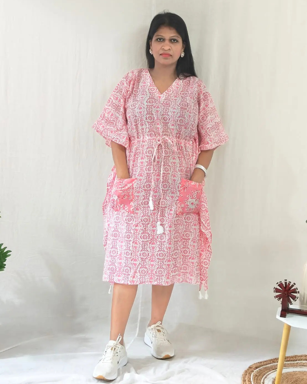 Gulika pink kaftan