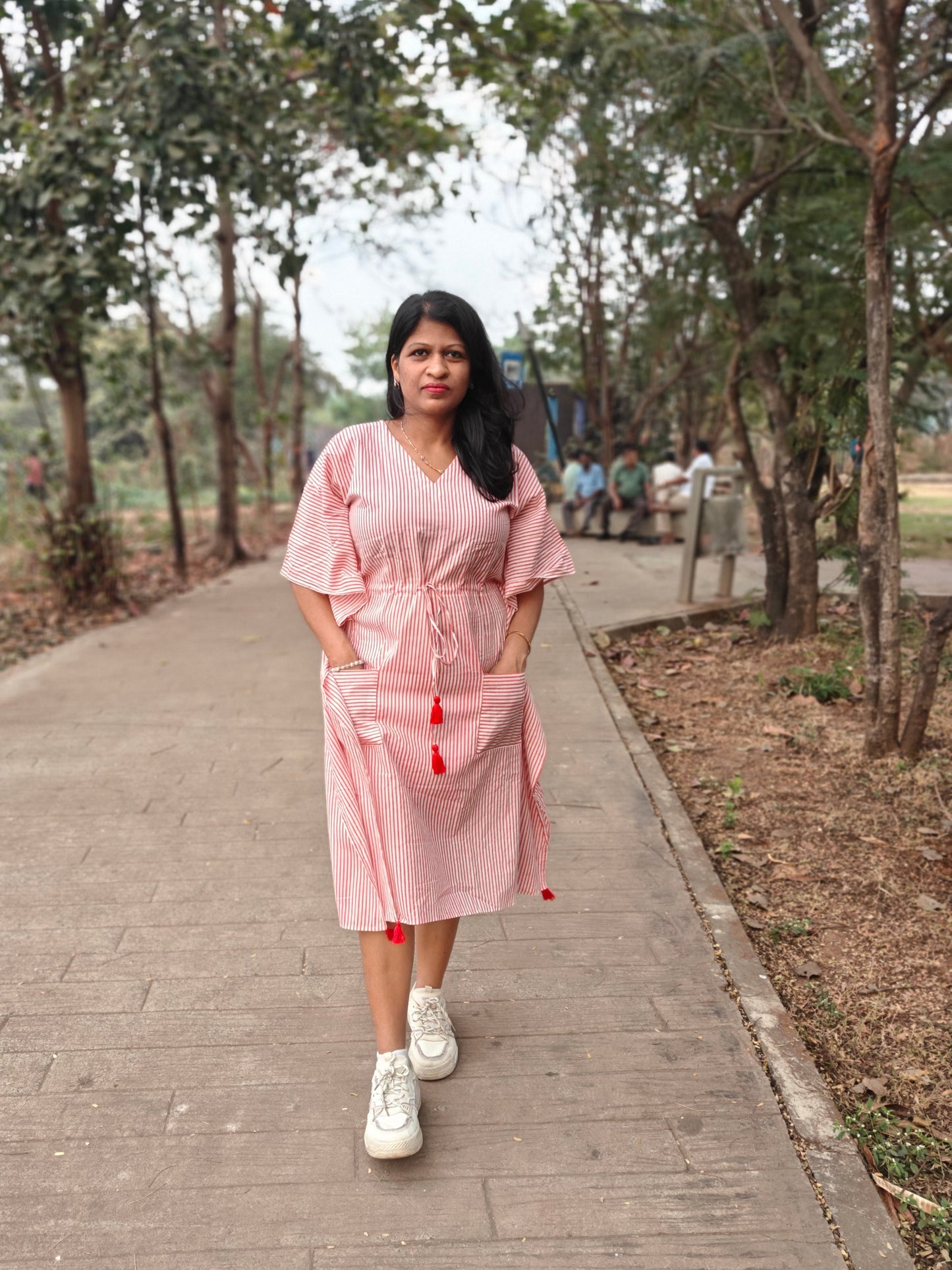 Lalrekha kaftan