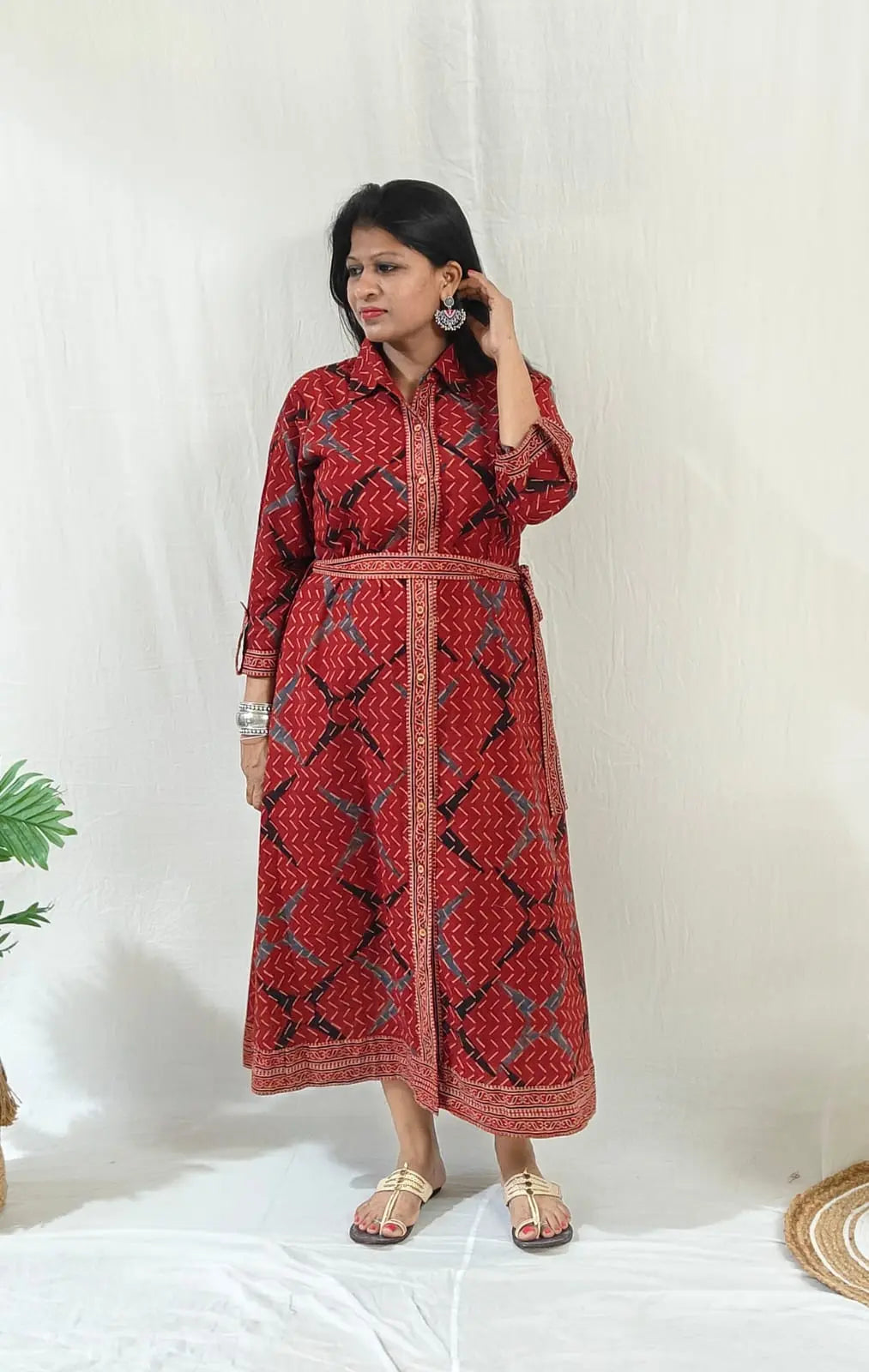 Shirt dress with attached belt, styled with Kolhapuri chappals and oxidised jewellery – front view.