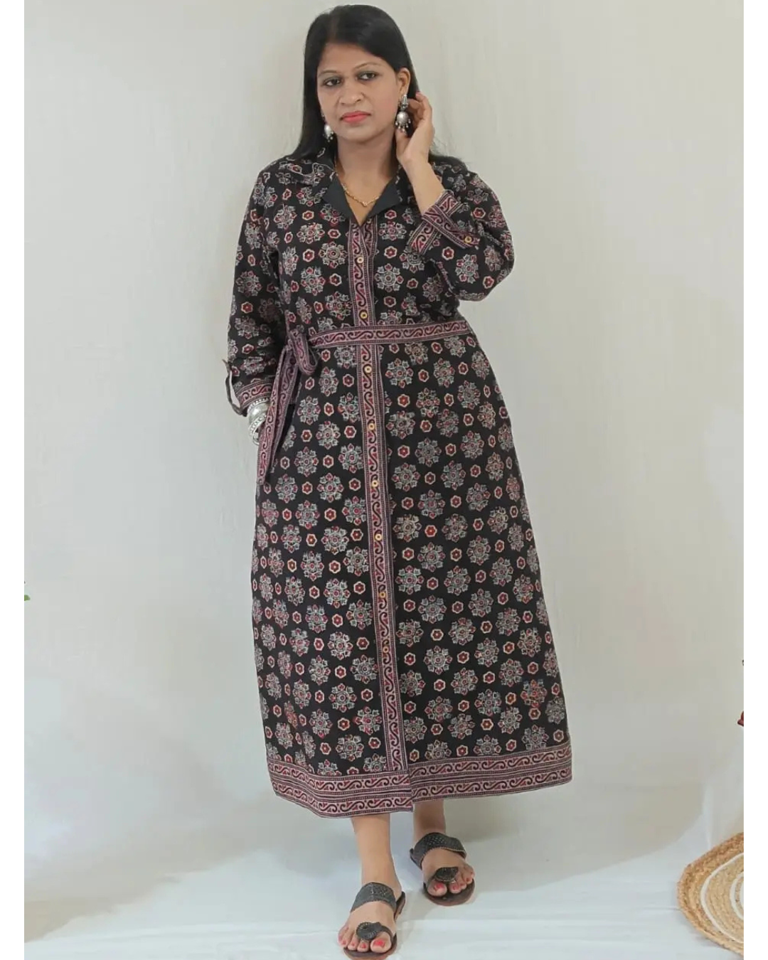 Kaashi black shirt dress